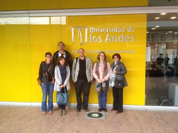 Hendrikje Grunow, Lasse Hölck, Mónika Contreras Saiz (links) mit Kollegen der Universidad de los Andes.