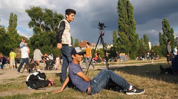 Träume und Wünsche an einem Sonntag: Philosophische und ontologische Fragen im Mauerpark