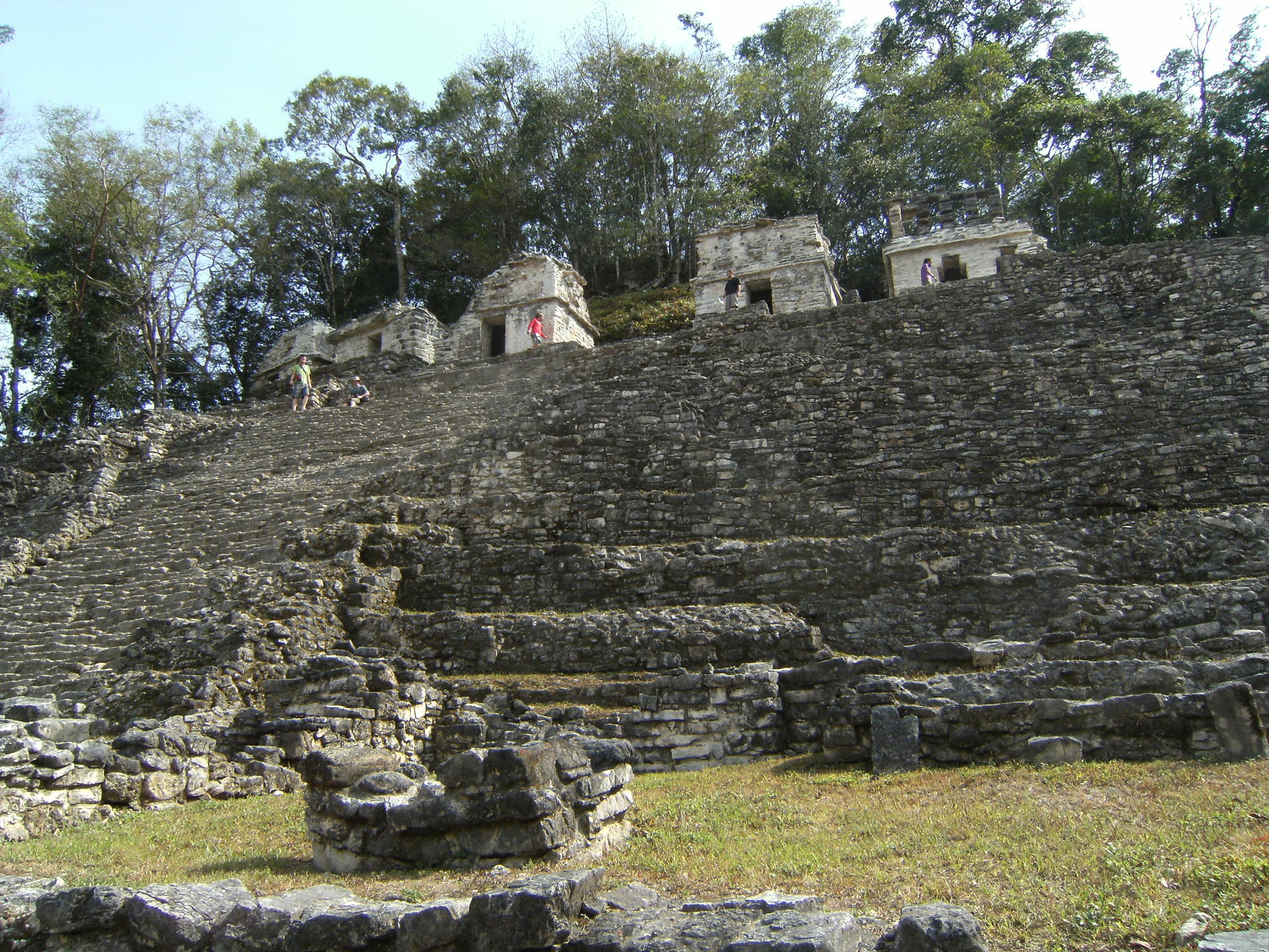 Bonampak, Strukturen 4-8