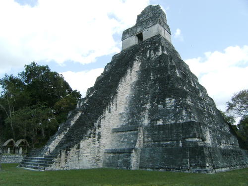 Tikal, Östliche Zwillingspyramide, Guatemala