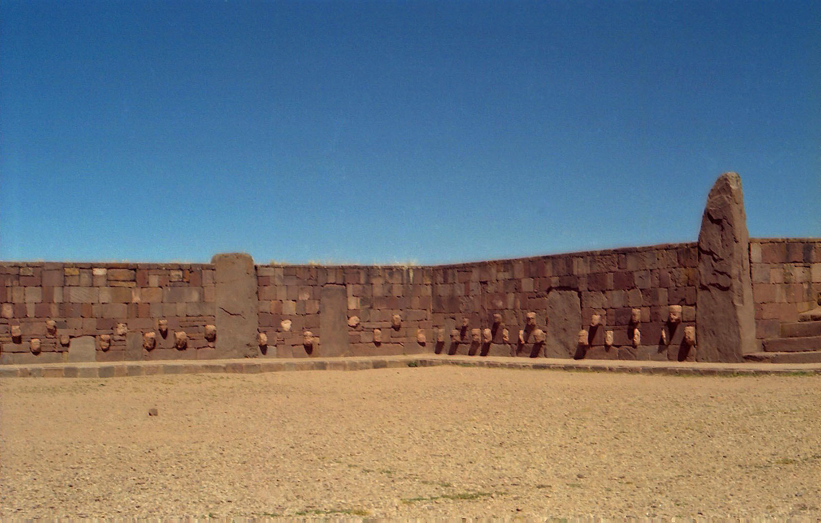 Tiwanaku, abgesenkter Tempel