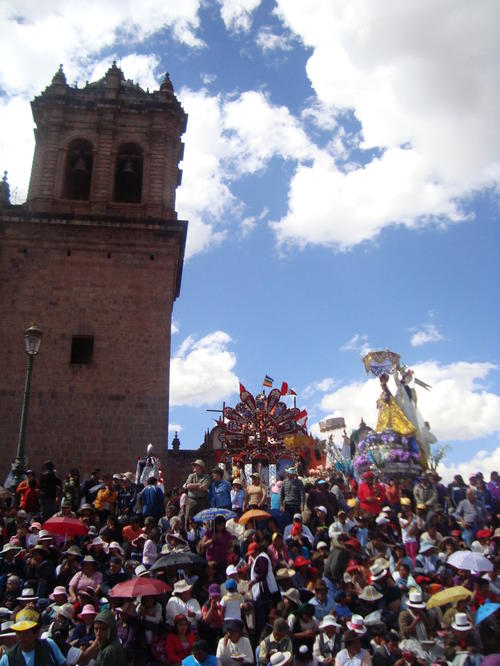 Corpus Christi Prozession in Cusco