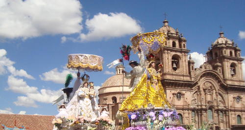 Corpus Christi Prozession in Cusco