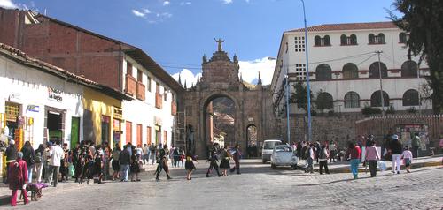 Tor nach Santa Clara, Cuzco