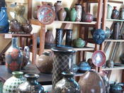 Stand mit traditioneller nicaraguanischer Keramik in Masaya