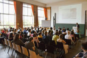 Guillermo Zermeño spricht auf dem Eröffnungsfest des Internationalen Graduiertenkollegs "Zwischen Räumen" am 15. Juli 2010