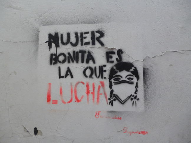 "Mujer bonita es la que lucha"